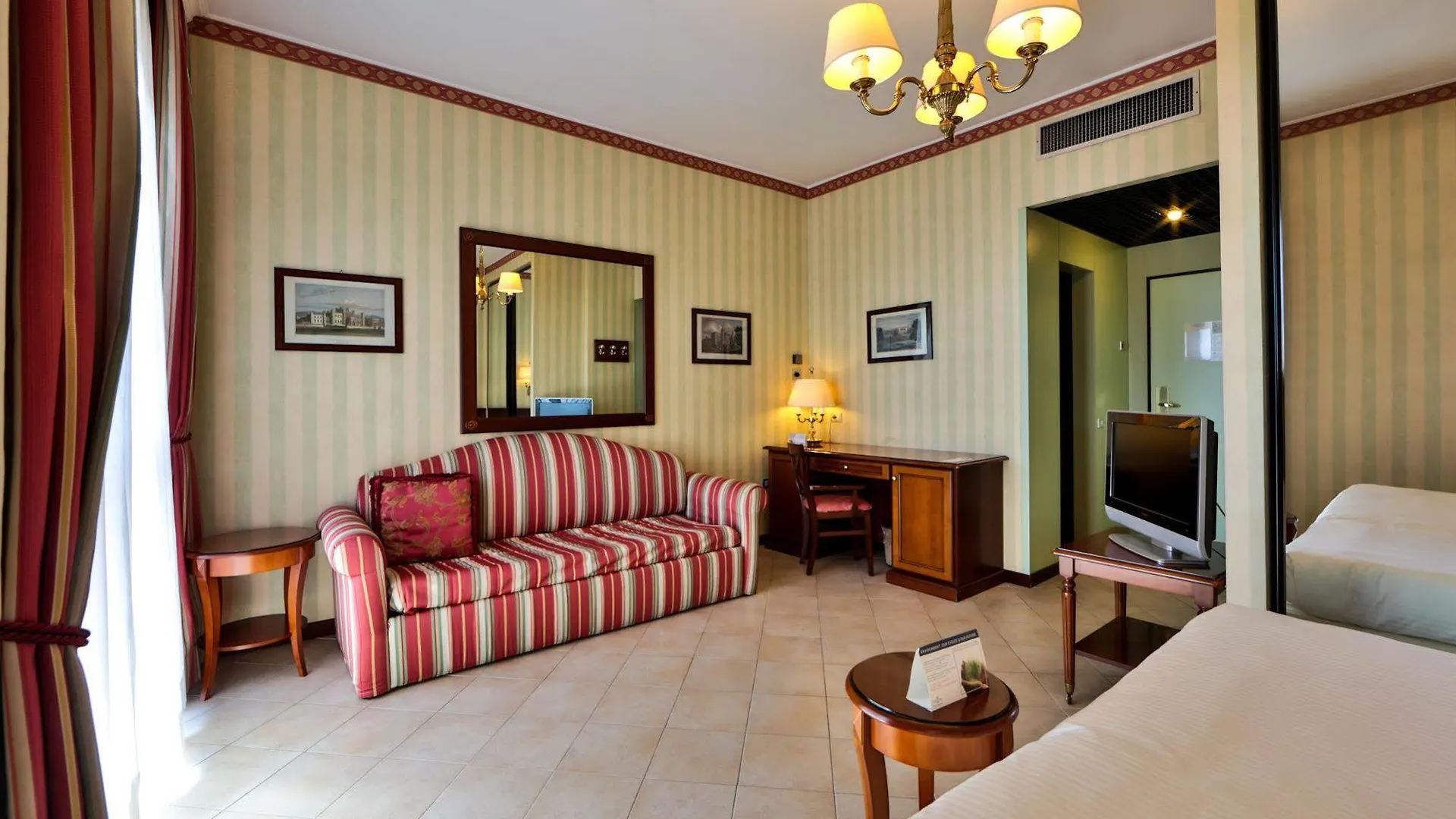 Una Hotels Hotel & Residence Contessa Jolanda Milano