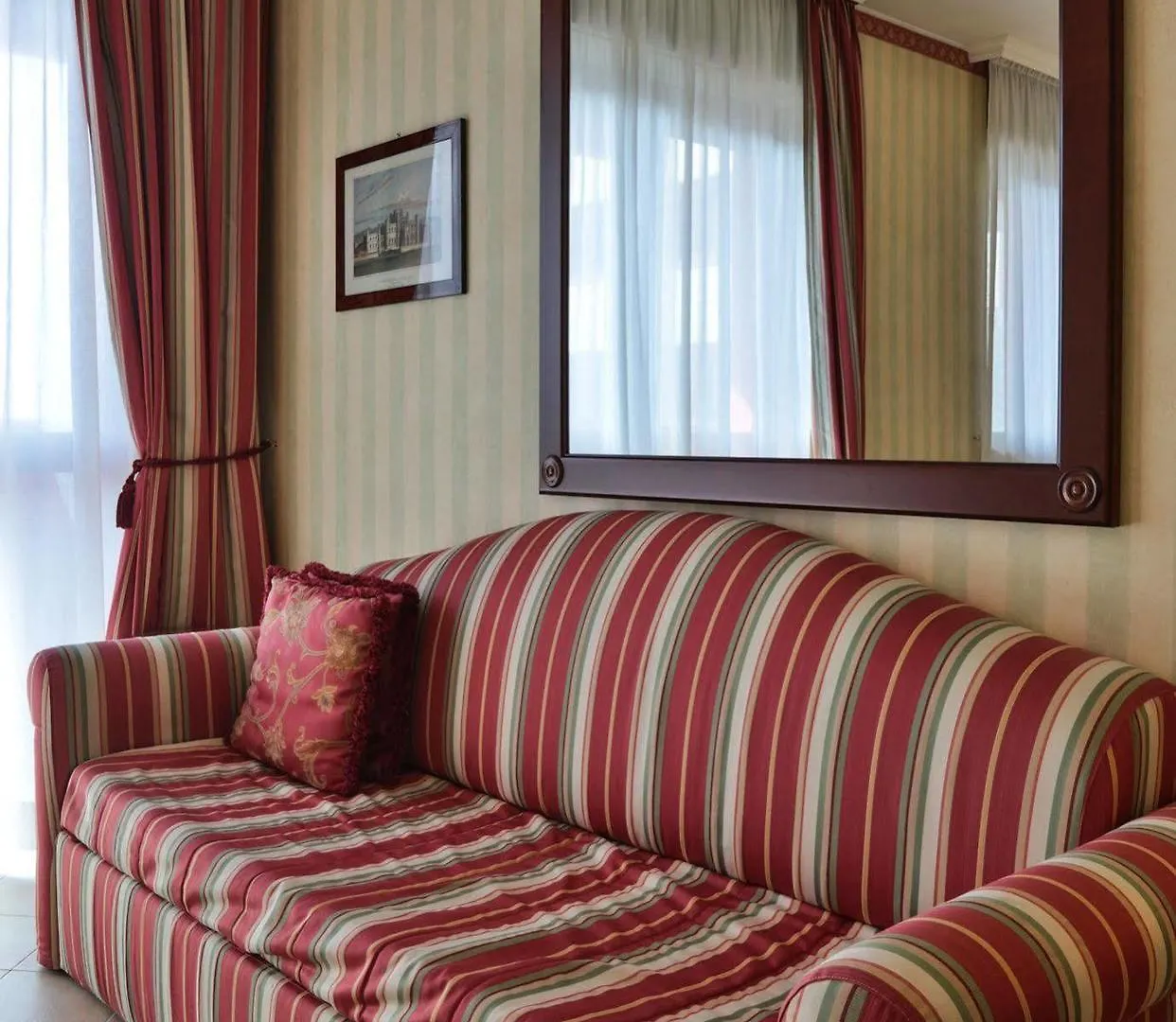 Una Hotels Hotel & Residence Contessa Jolanda Milano