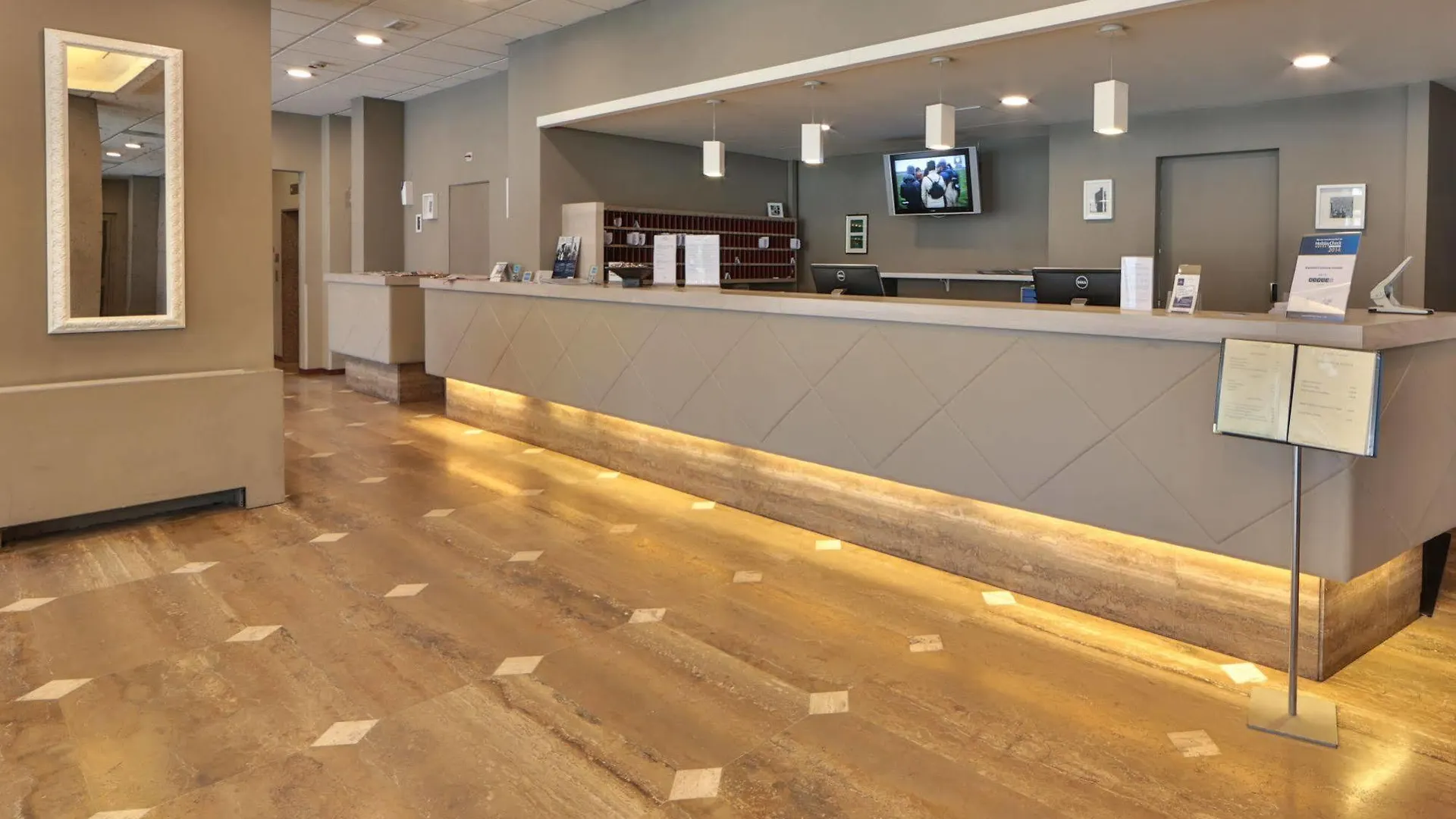 Una Hotels Hotel & Residence Contessa Jolanda Milano 4*,  Olaszország