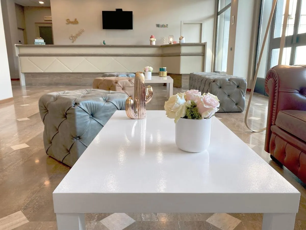 Una Hotels Hotel & Residence Contessa Jolanda Milano 4*, Milan Italy